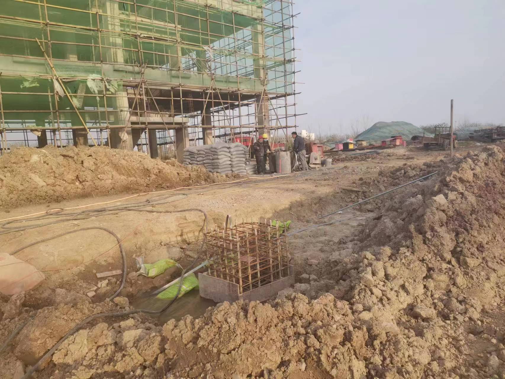 灵石当桥梁出现裂缝的时候应该及时加固修补